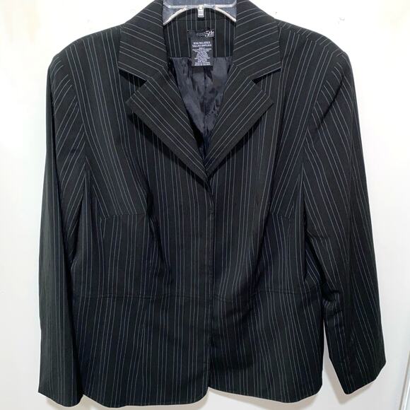 East 5th Pinstripe Blazer Plus Size 16W Black with Blue and White Unlined Jacket - Picture 5 of 5
